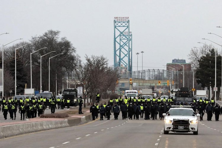 Police clear Ambassador Bridge trucker convoy protests after seven-day shutdown of Canada’s busiest commercial route