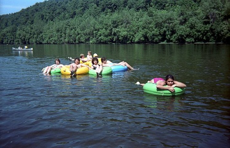 Popular Wisconsin Tubing River Becomes Sight Of Deadly Rampage Following Disagreement